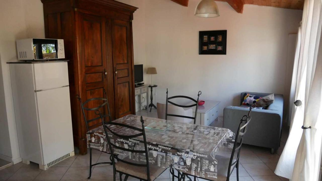 Appartamento Mas Maurane - Les Lavandes Aux Portes D'Arles Tarascona Esterno foto