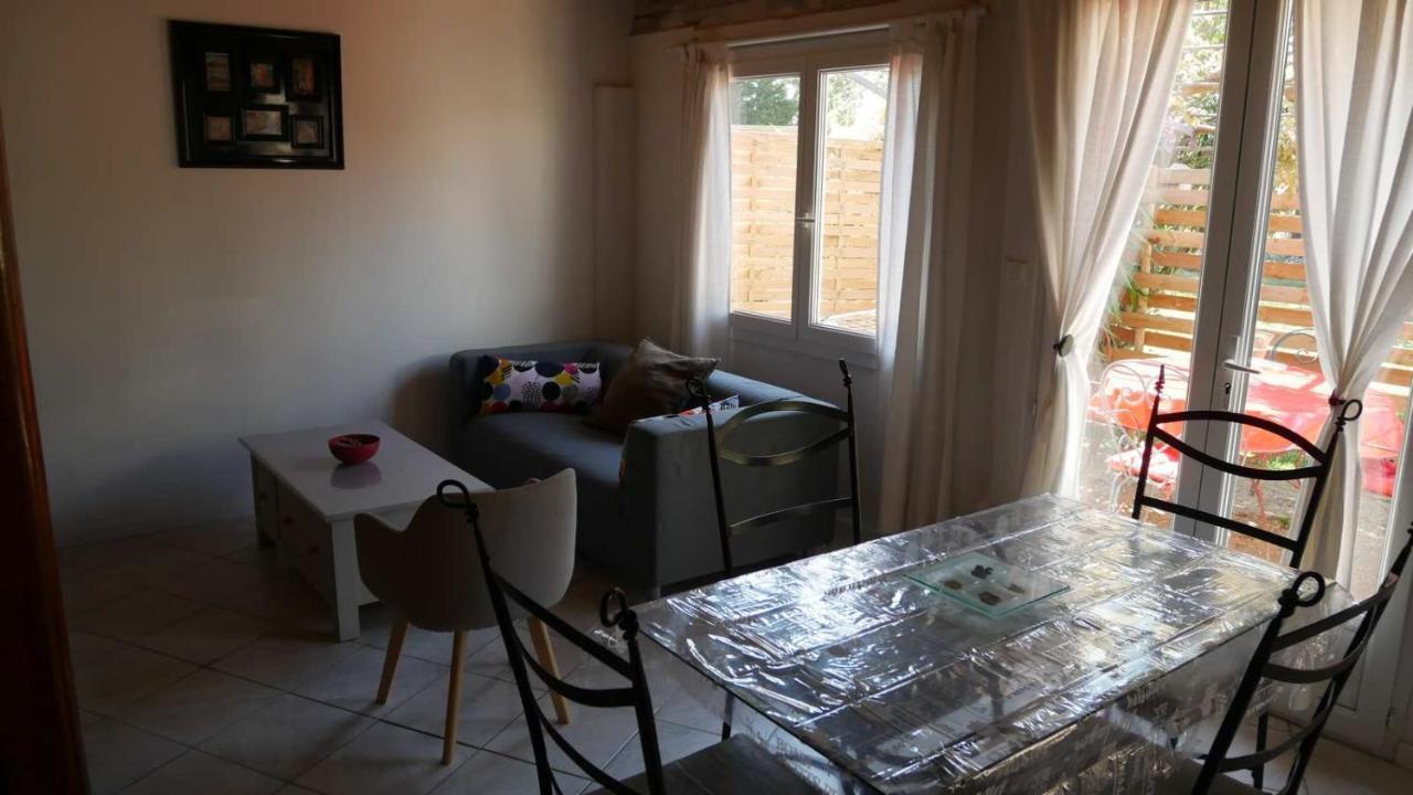 Appartamento Mas Maurane - Les Lavandes Aux Portes D'Arles Tarascona Esterno foto