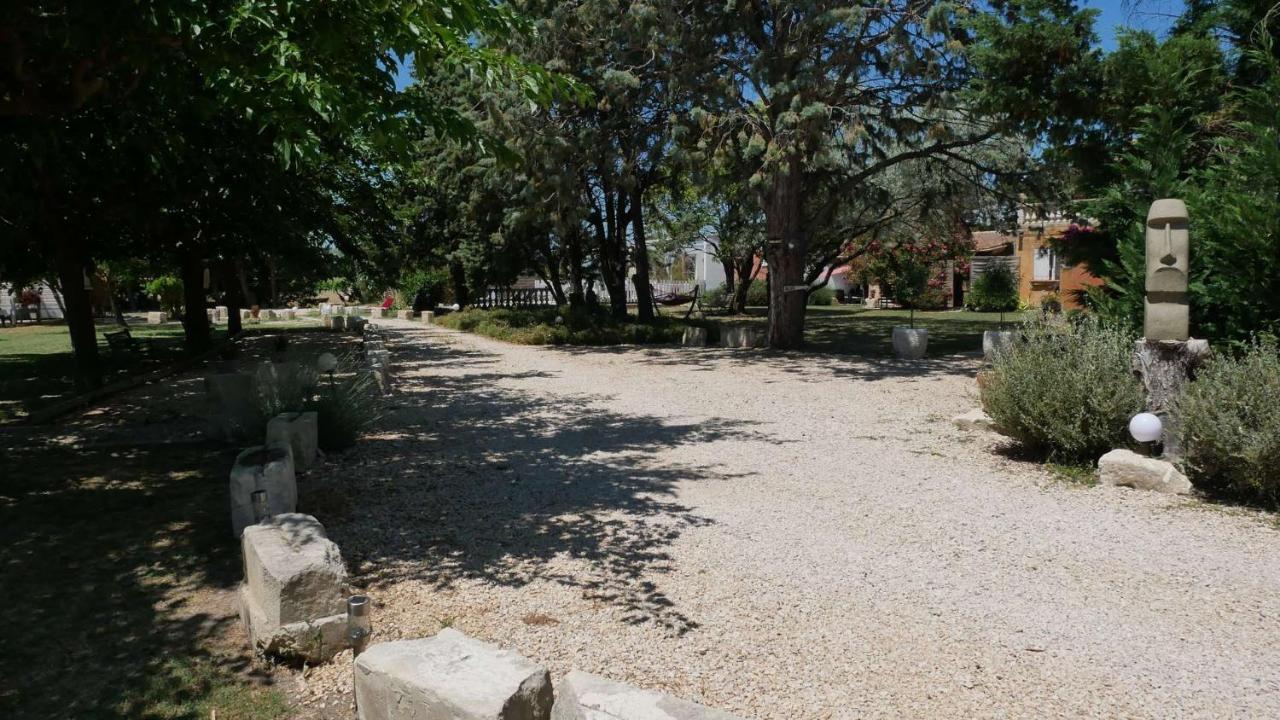 Appartamento Mas Maurane - Les Lavandes Aux Portes D'Arles Tarascona Esterno foto