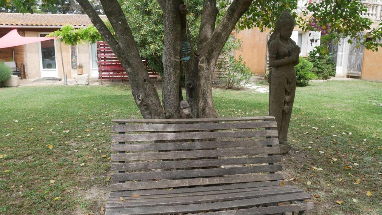 Appartamento Mas Maurane - Les Lavandes Aux Portes D'Arles Tarascona Esterno foto